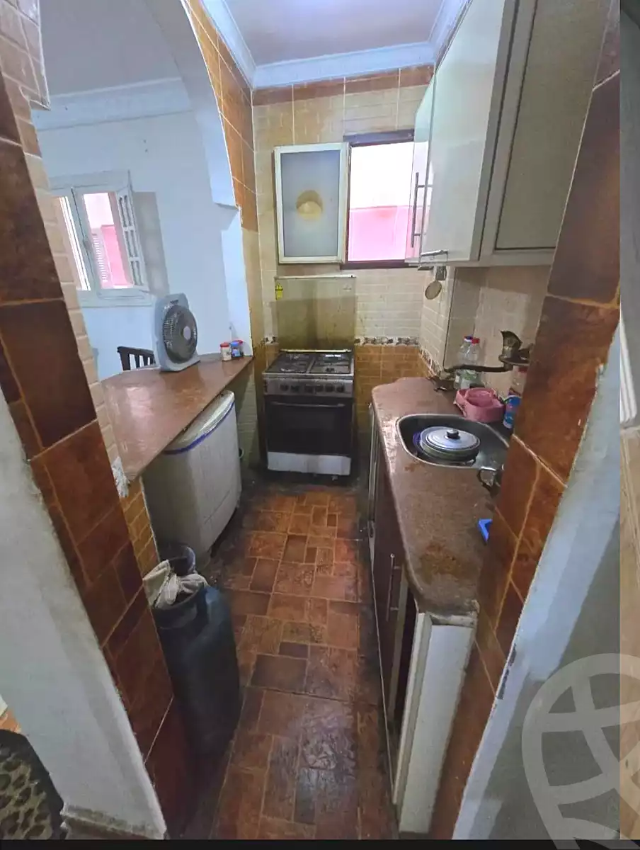 https://aqarmap.com.eg/ar/listing/7004233-for-sale-alexandria-sydy-bshr-sydy-bshr-bhry-gamal-abd-el-nasir-st