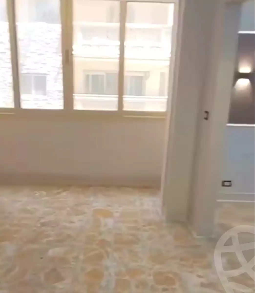 https://aqarmap.com.eg/ar/listing/7004447-for-sale-alexandria-sydy-bshr-sydy-bshr-bhry