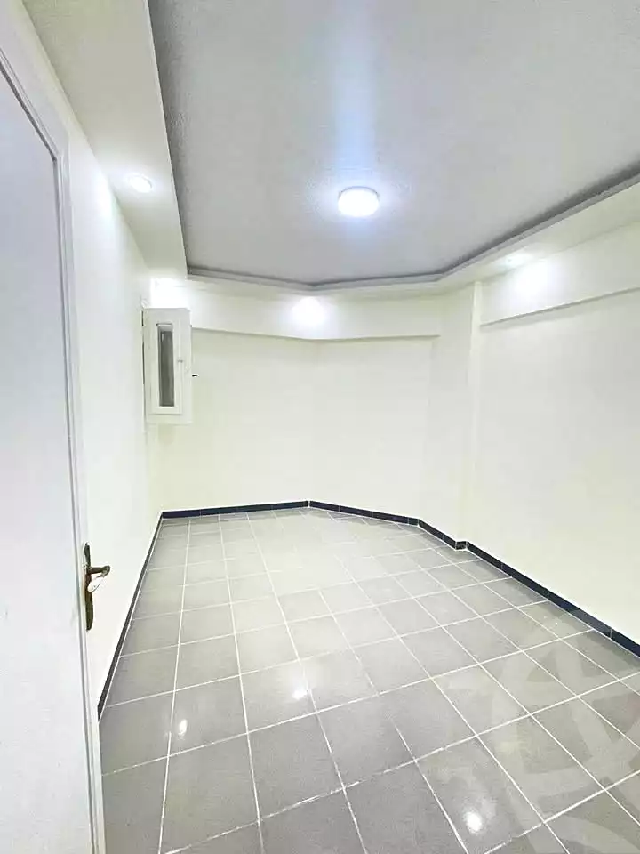 https://aqarmap.com.eg/ar/listing/7004710-for-sale-alexandria-al-agamy-shataa-el-nakheel