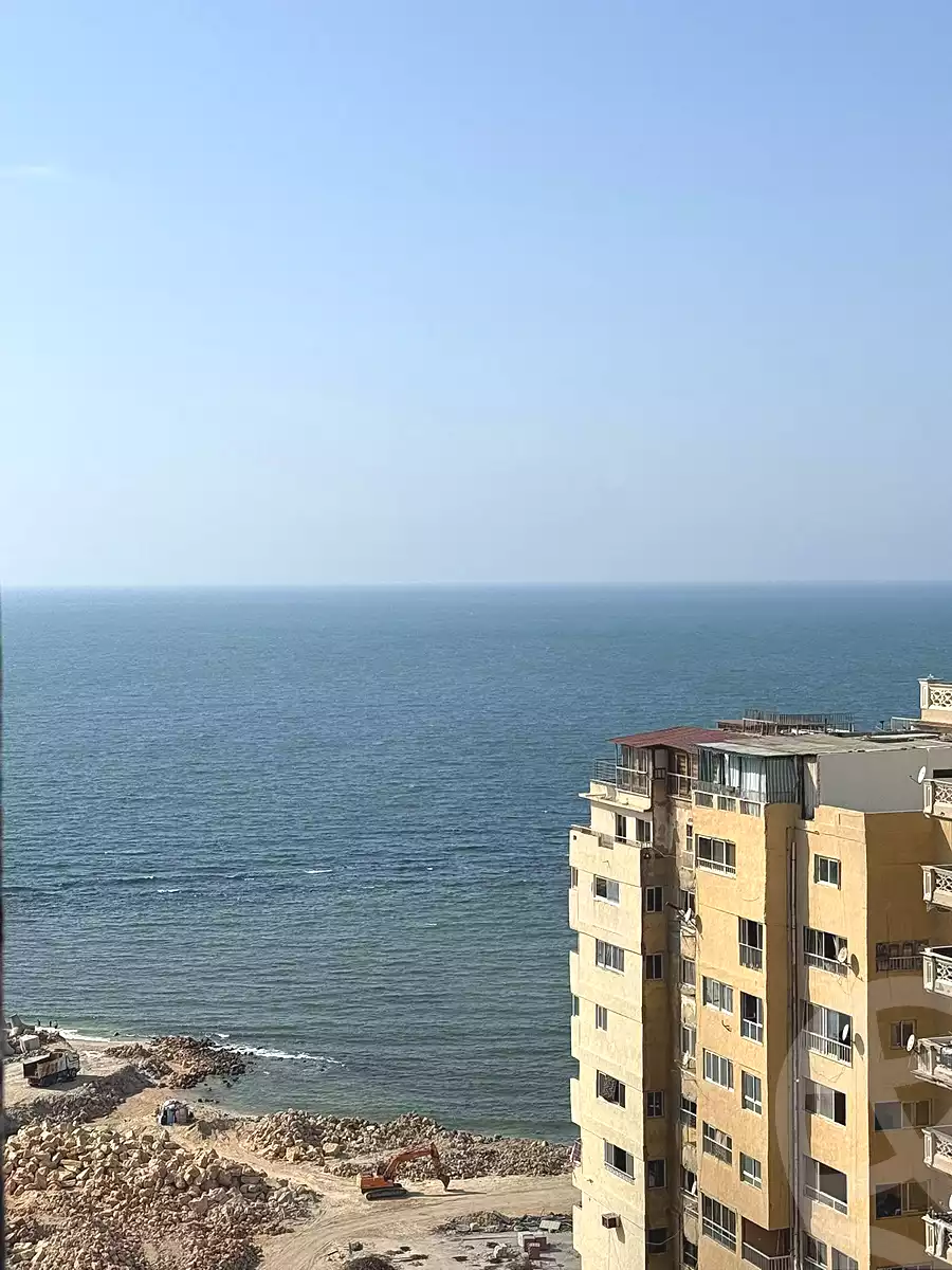 https://aqarmap.com.eg/ar/listing/7004802-for-sale-alexandria-sydy-bshr-sydy-bshr-bhry