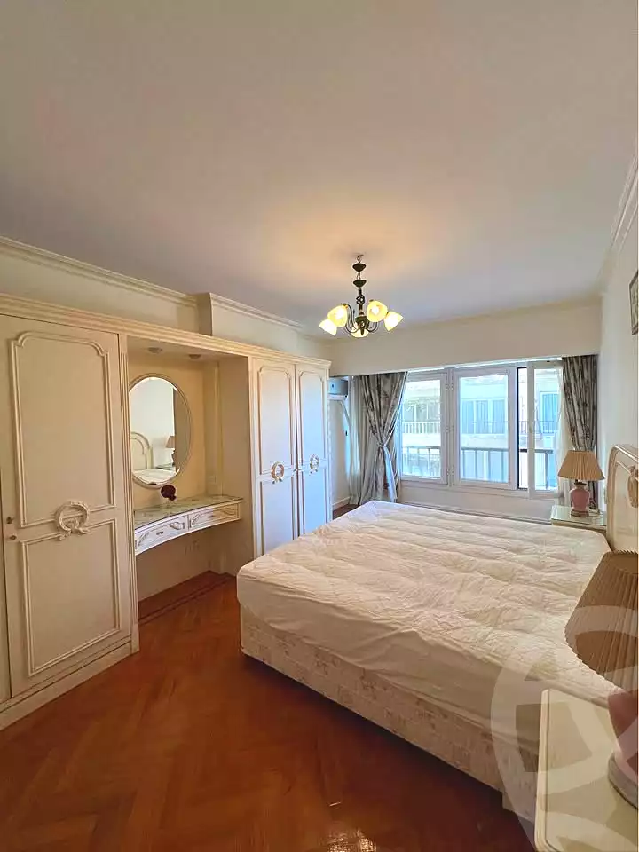 https://aqarmap.com.eg/en/listing/7004872-for-sale-alexandria-el-montazah-sheraton-towers