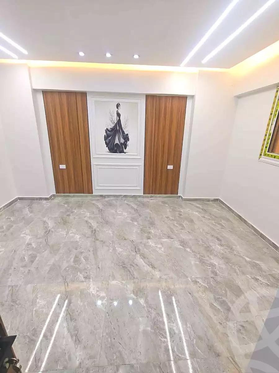 https://aqarmap.com.eg/ar/listing/7005048-for-sale-alexandria-al-agamy-el-hanouvel