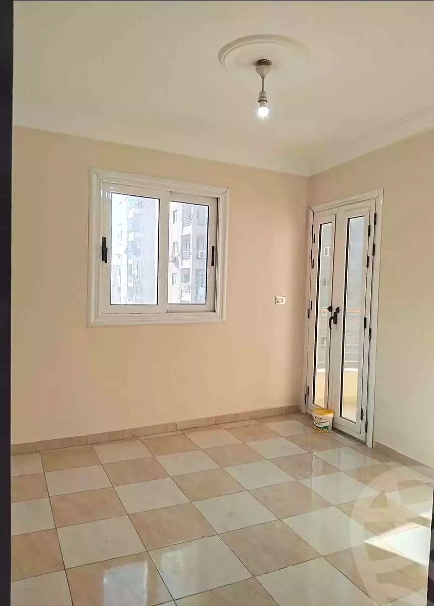 https://aqarmap.com.eg/ar/listing/7005056-for-sale-alexandria-sydy-bshr-sydy-bshr-bhry-shr-khld-bn-lwlyd