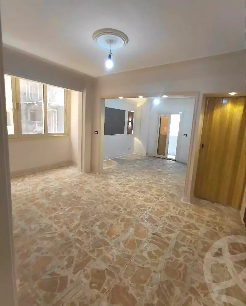 https://aqarmap.com.eg/en/listing/7005061-for-sale-alexandria-sydy-bshr-sydy-bshr-bhry-shr-khld-bn-lwlyd