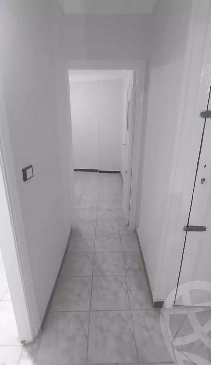 https://aqarmap.com.eg/ar/listing/7005142-for-sale-alexandria-sydy-bshr-sydy-bshr-bhry-gamal-abd-el-nasir-st