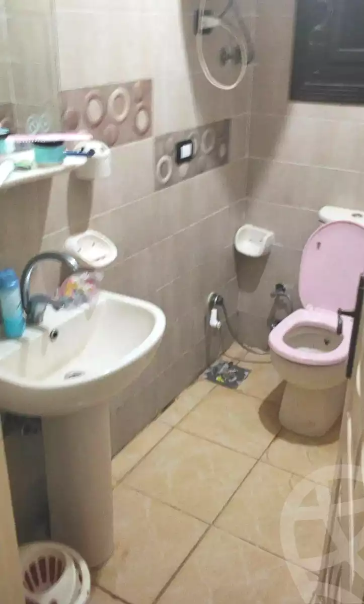 https://aqarmap.com.eg/en/listing/7005148-for-sale-alexandria-sydy-bshr-sydy-bshr-bhry-shr-khld-bn-lwlyd