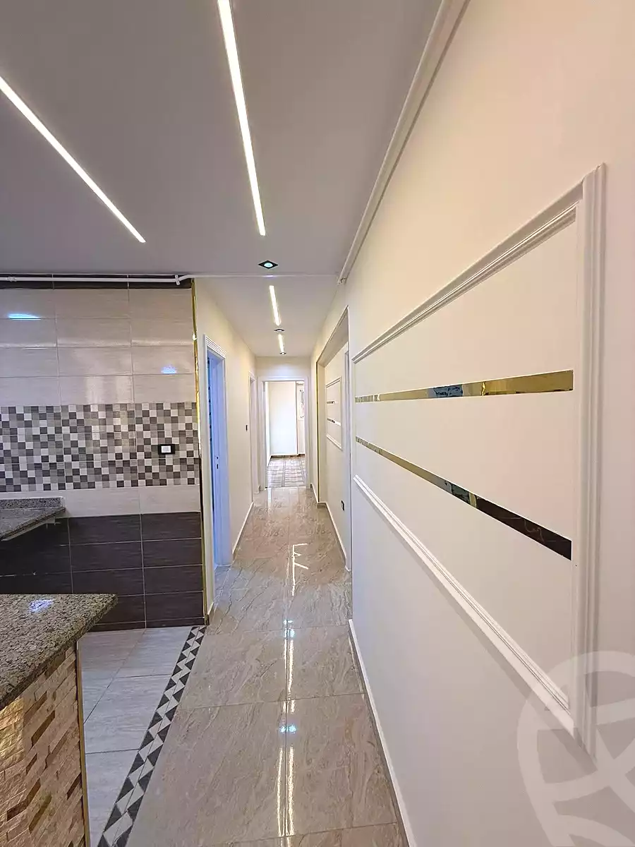 https://aqarmap.com.eg/ar/listing/7005194-for-sale-alexandria-sydy-bshr-sydy-bshr-bhry-khalil-hamada-st