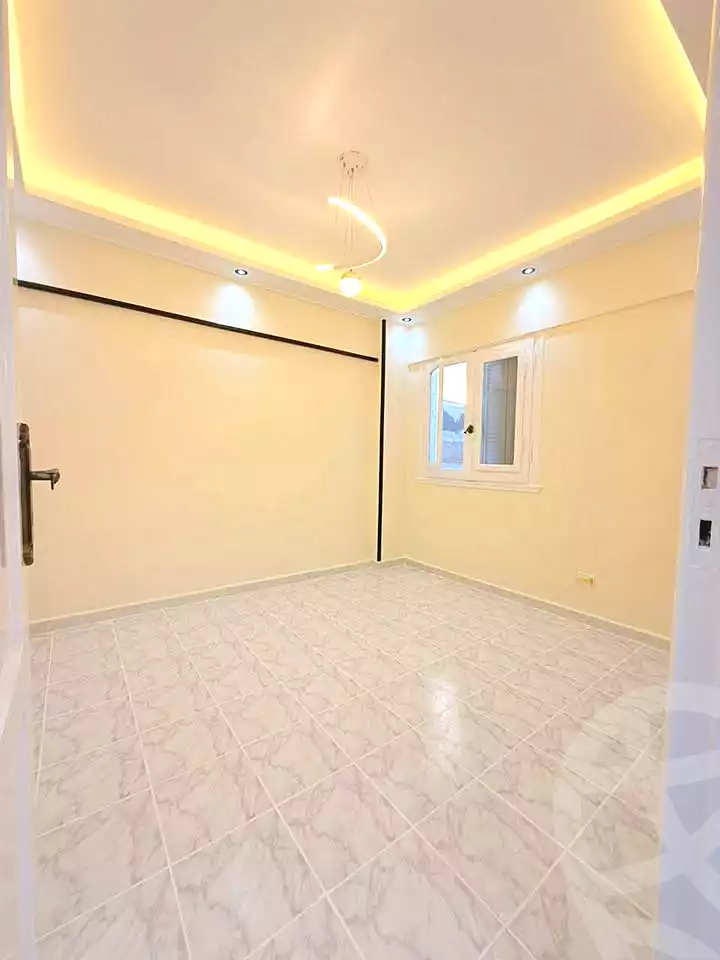 https://aqarmap.com.eg/ar/listing/7005278-for-sale-alexandria-al-agamy-shataa-el-nakheel