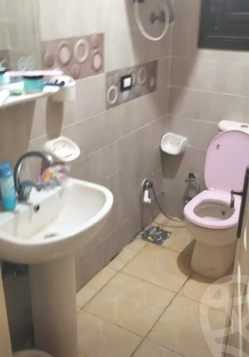 https://aqarmap.com.eg/en/listing/7005289-for-sale-alexandria-sydy-bshr-sydy-bshr-bhry-shr-khld-bn-lwlyd