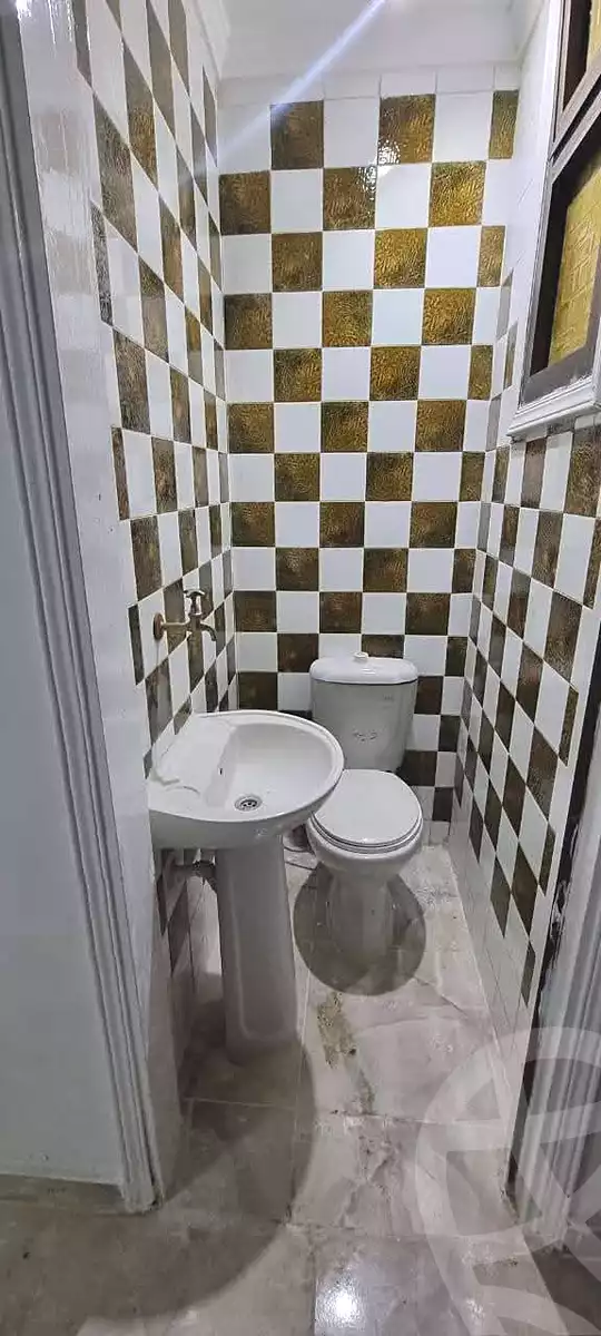 https://aqarmap.com.eg/ar/listing/7005330-for-sale-alexandria-sydy-bshr-sydy-bshr-bhry-shr-mhmwd-l-yswy