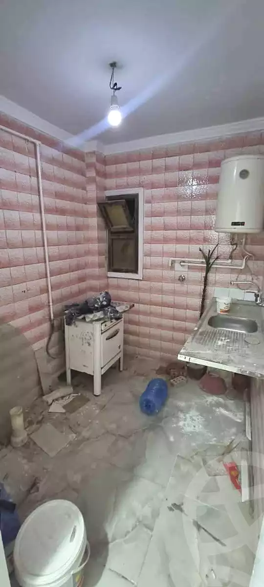 https://aqarmap.com.eg/ar/listing/7005330-for-sale-alexandria-sydy-bshr-sydy-bshr-bhry-shr-mhmwd-l-yswy