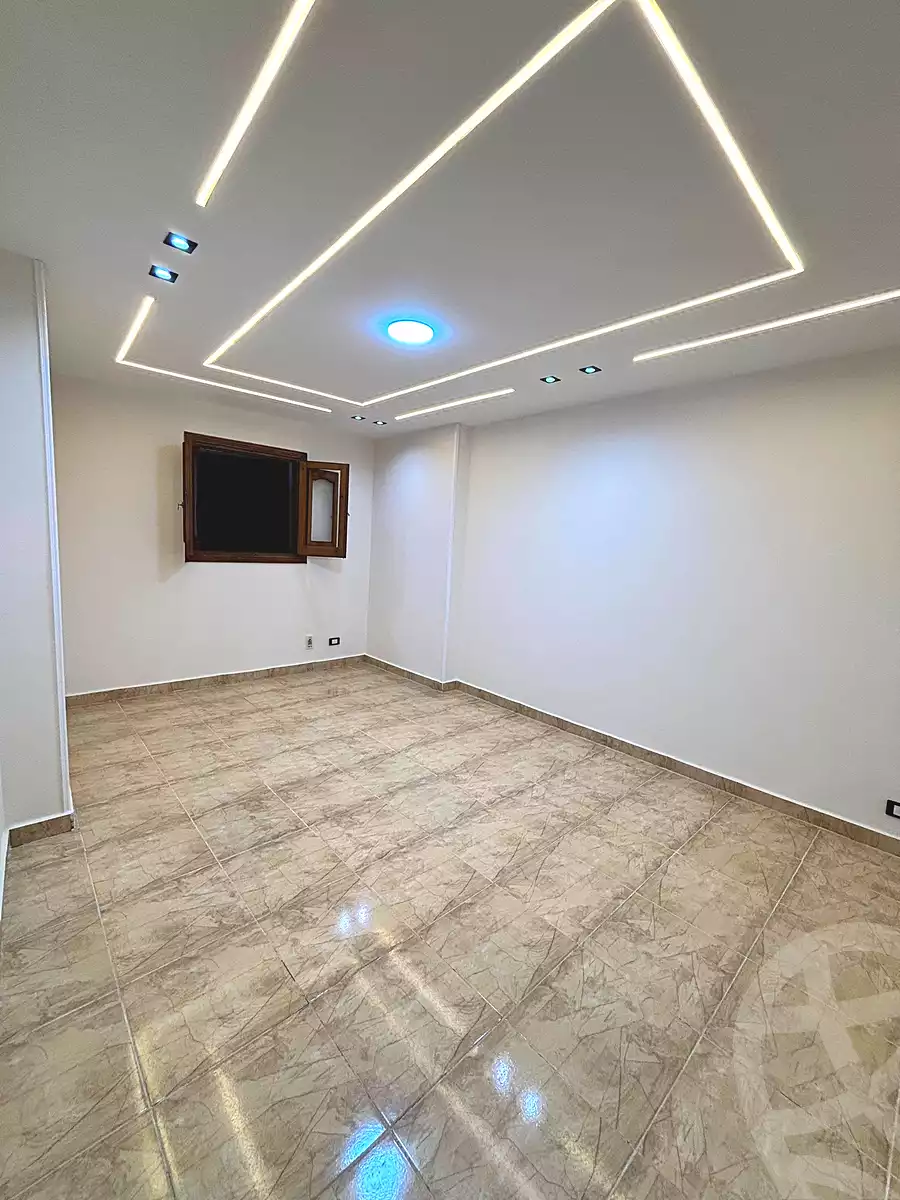 https://aqarmap.com.eg/ar/listing/7005644-for-sale-alexandria-miami-mahmoud-el-isawy-st