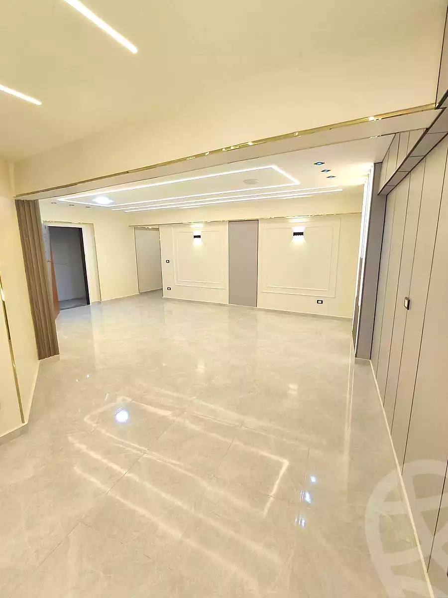 https://aqarmap.com.eg/ar/listing/7005656-for-sale-alexandria-miami-mahmoud-el-isawy-st