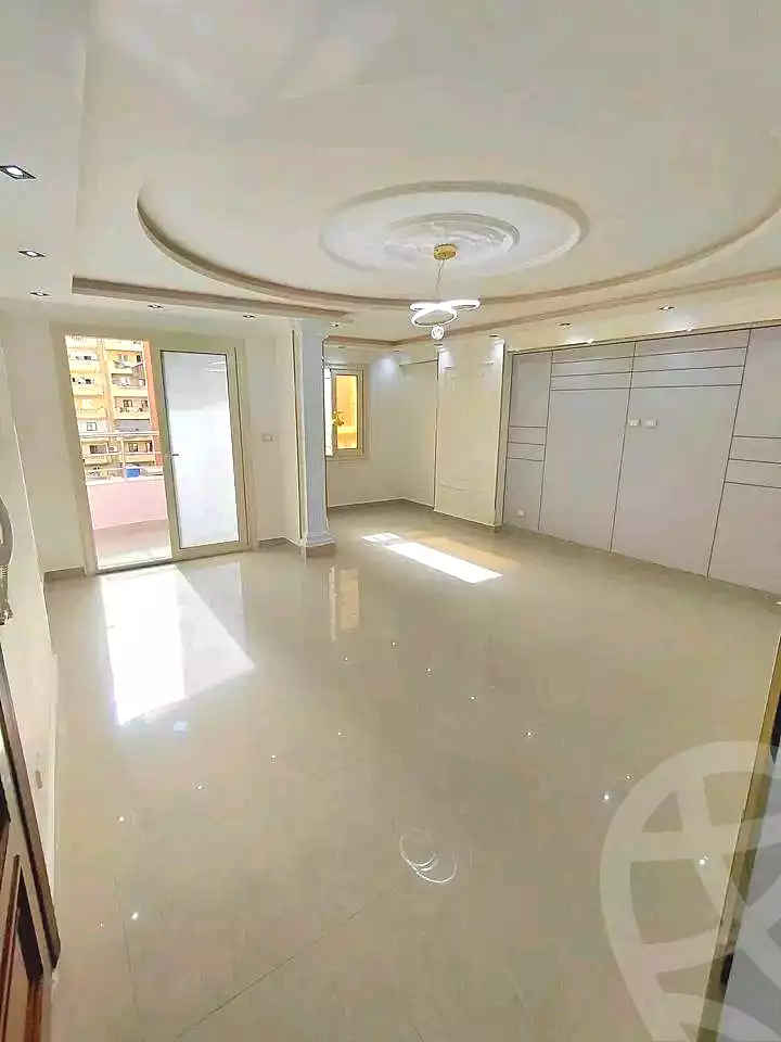 https://aqarmap.com.eg/ar/listing/7005721-for-sale-alexandria-sydy-bshr-sydy-bshr-bhry-street-15