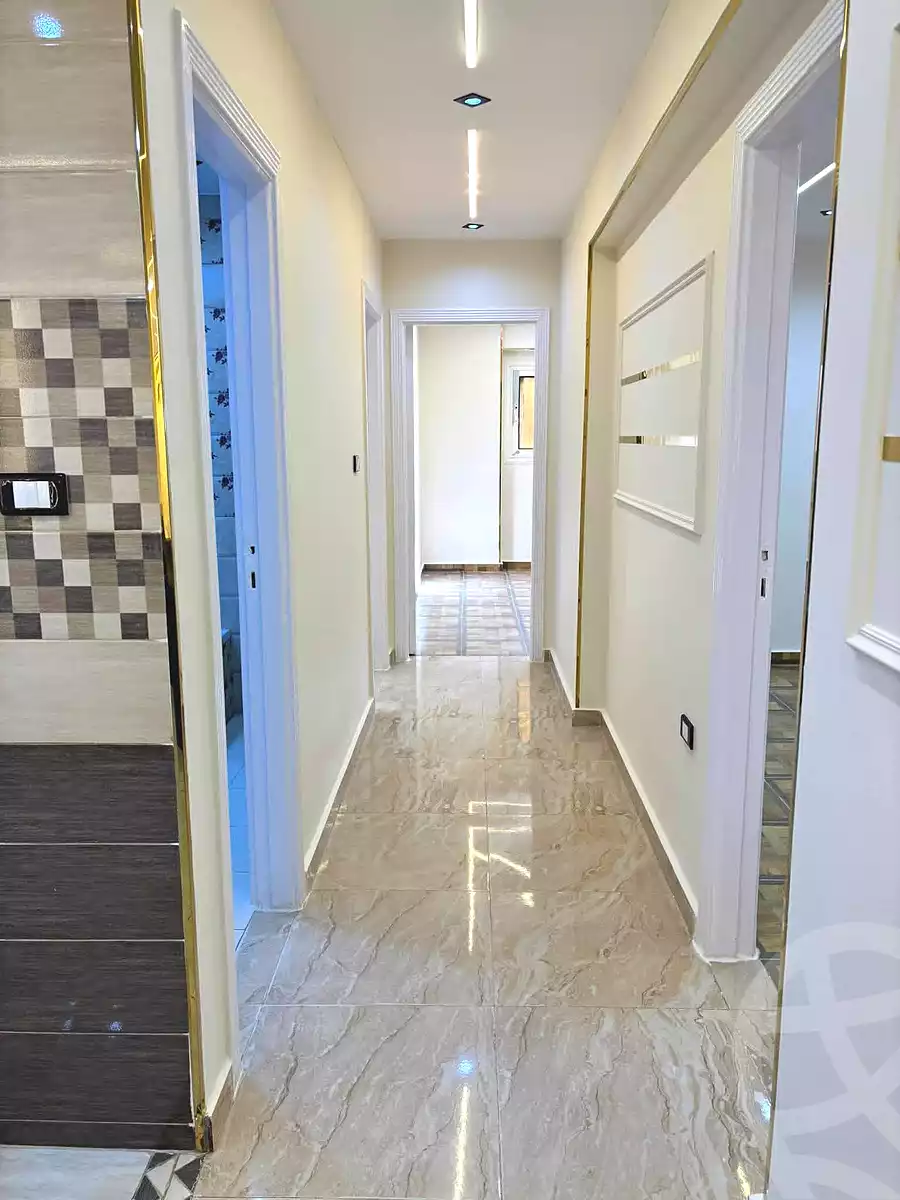 https://aqarmap.com.eg/ar/listing/7005765-for-sale-alexandria-sydy-bshr-sydy-bshr-bhry-khalil-hamada-st