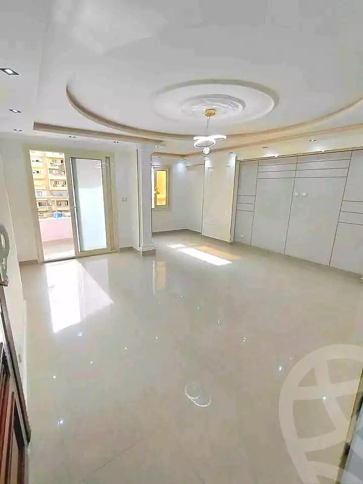 https://aqarmap.com.eg/ar/listing/7005863-for-sale-alexandria-sydy-bshr-sydy-bshr-bhry-gamal-abd-el-nasir-st