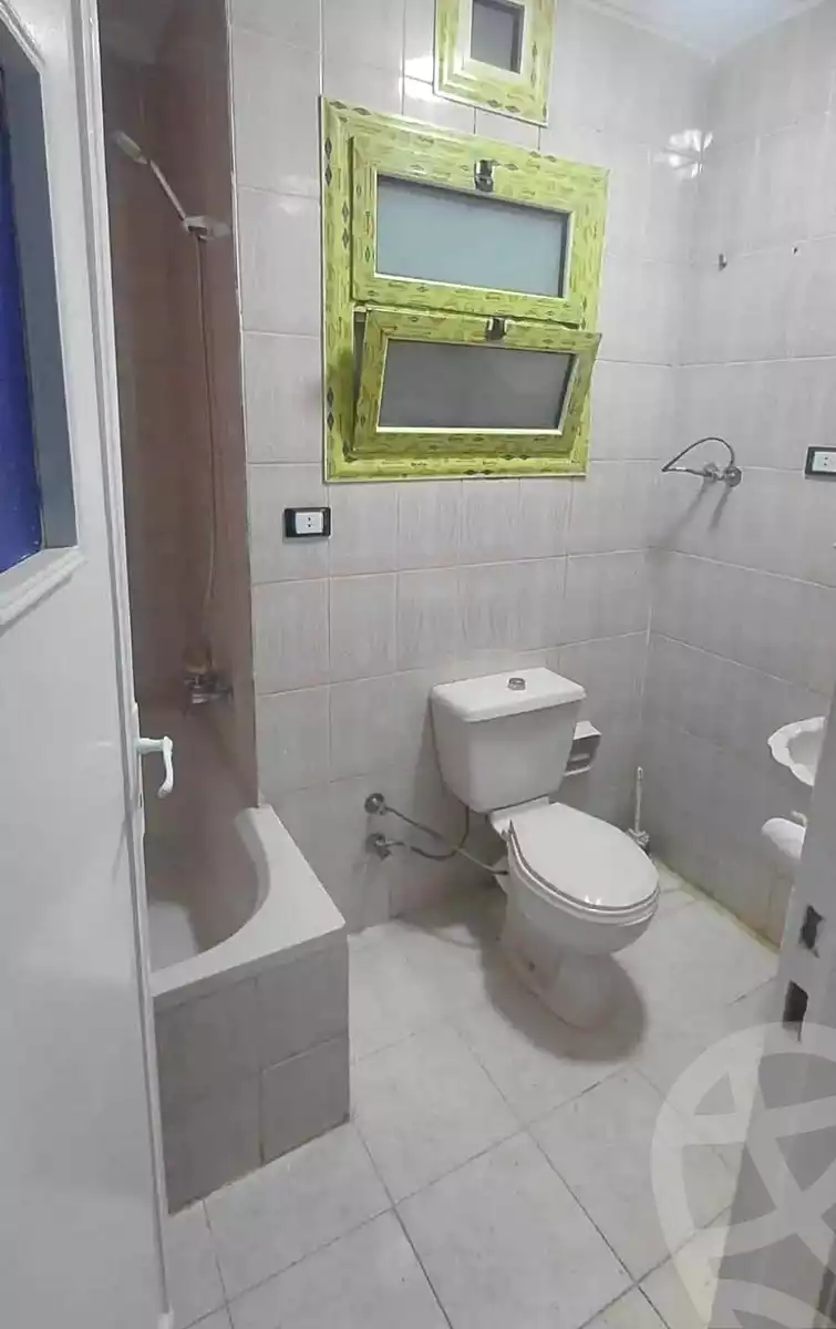 https://aqarmap.com.eg/ar/listing/7006053-for-sale-alexandria-sydy-bshr-sydy-bshr-bhry