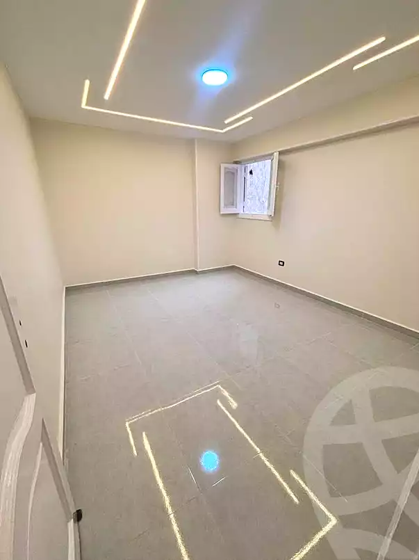 https://aqarmap.com.eg/ar/listing/7006302-for-sale-alexandria-sydy-bshr-sydy-bshr-bhry-amr-el-nogomy-st