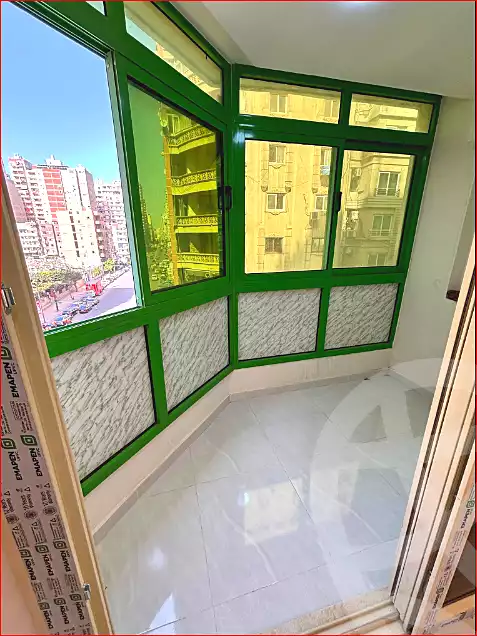 https://aqarmap.com.eg/ar/listing/7006465-for-sale-alexandria-sydy-bshr-sydy-bshr-bhry-shr-mhmwd-l-yswy