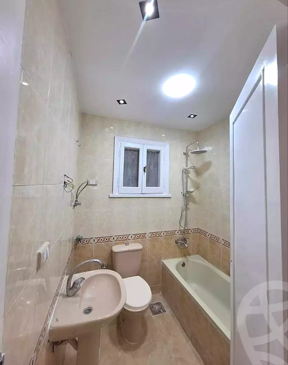 https://aqarmap.com.eg/en/listing/7006672-for-sale-alexandria-sydy-bshr-sydy-bshr-bhry