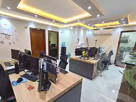 https://aqarmap.com.eg/en/listing/7006845-for-sale-alexandria-moharram-bey-grin-st