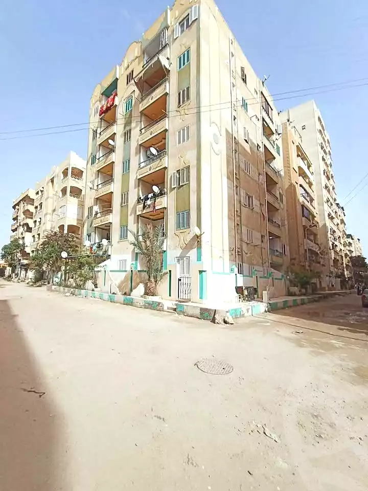 https://aqarmap.com.eg/ar/listing/7006859-for-sale-alexandria-al-agamy-shataa-el-nakheel