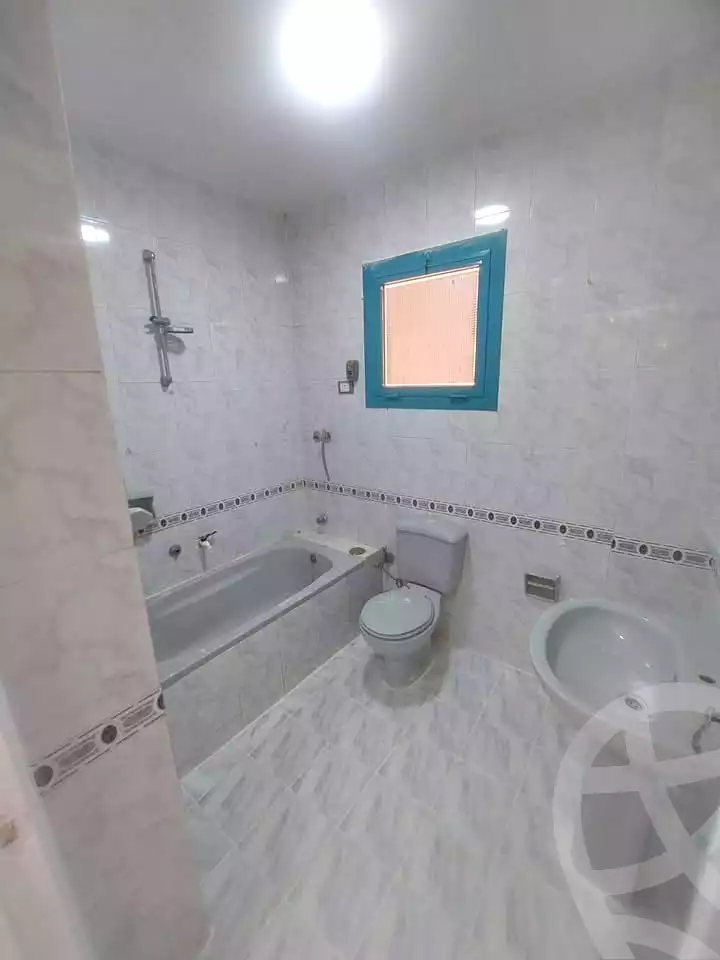 https://aqarmap.com.eg/ar/listing/7006961-for-sale-alexandria-al-agamy-shataa-el-nakheel
