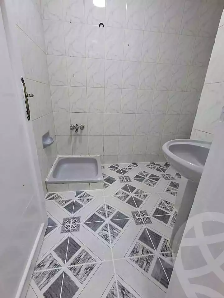 https://aqarmap.com.eg/en/listing/7007003-for-sale-alexandria-al-agamy-shataa-el-nakheel