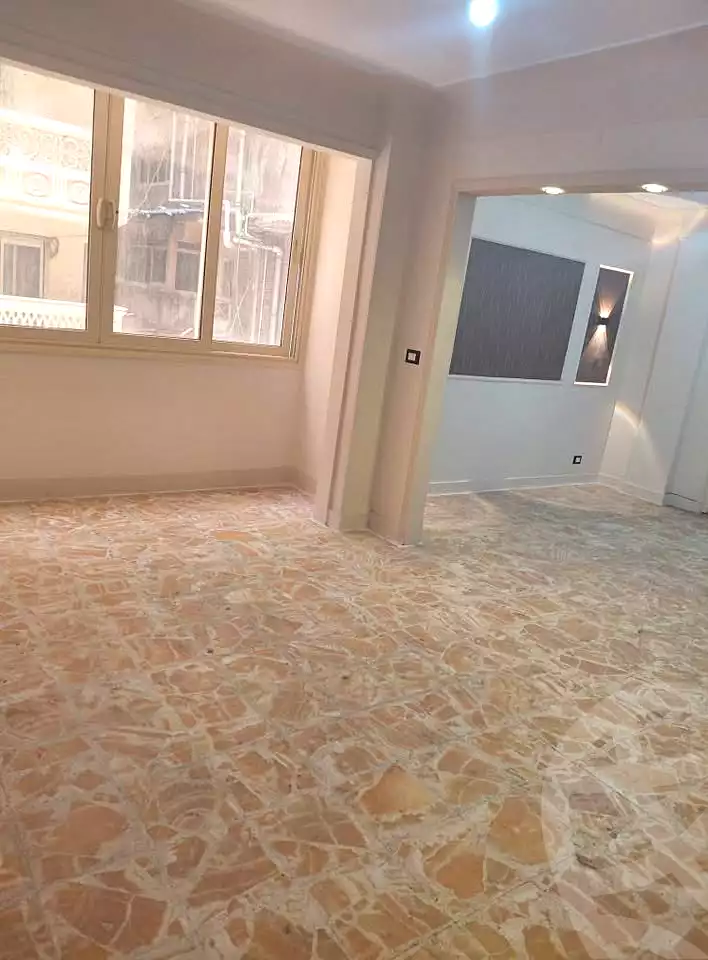 https://aqarmap.com.eg/ar/listing/7007170-for-sale-alexandria-sydy-bshr-sydy-bshr-bhry