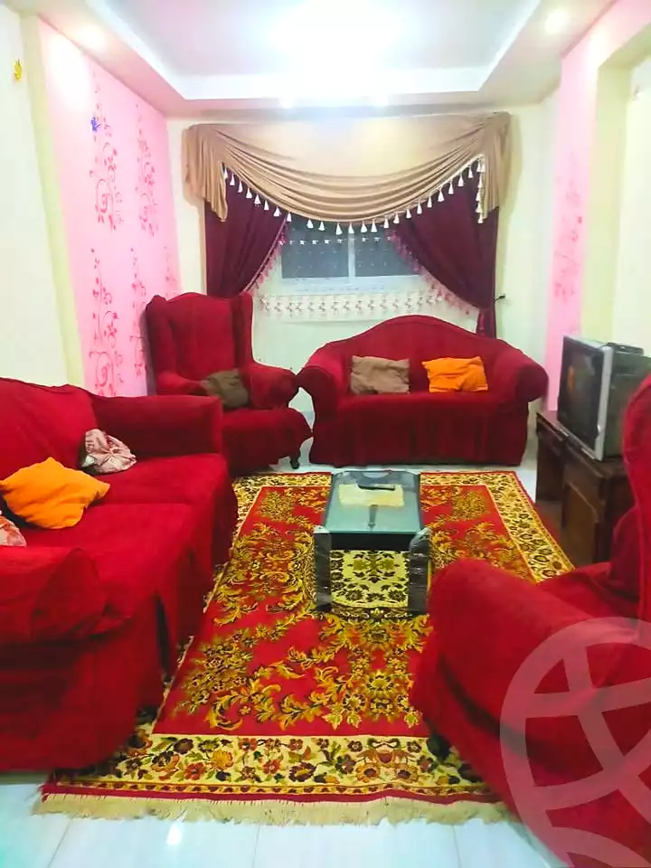 https://aqarmap.com.eg/en/listing/7007389-for-rent-cairo-el-haram-shareaa-khatem-el-morsalen