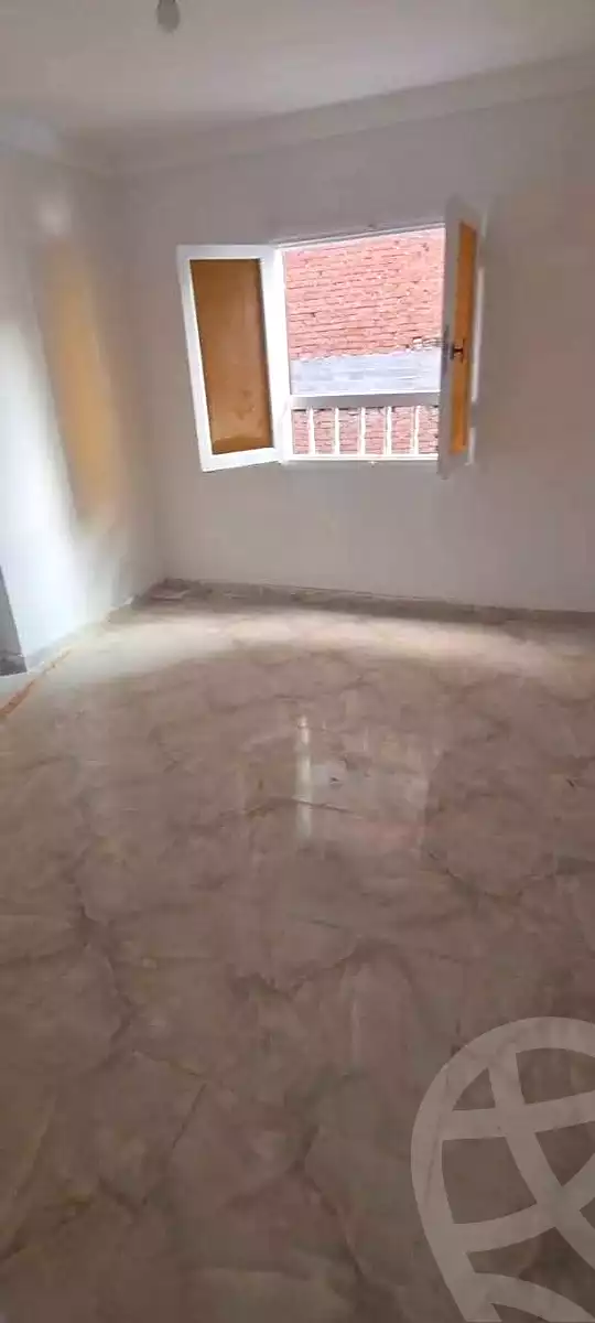 https://aqarmap.com.eg/ar/listing/7007470-for-sale-alexandria-sydy-bshr-sydy-bshr-bhry-shr-mhmwd-l-yswy