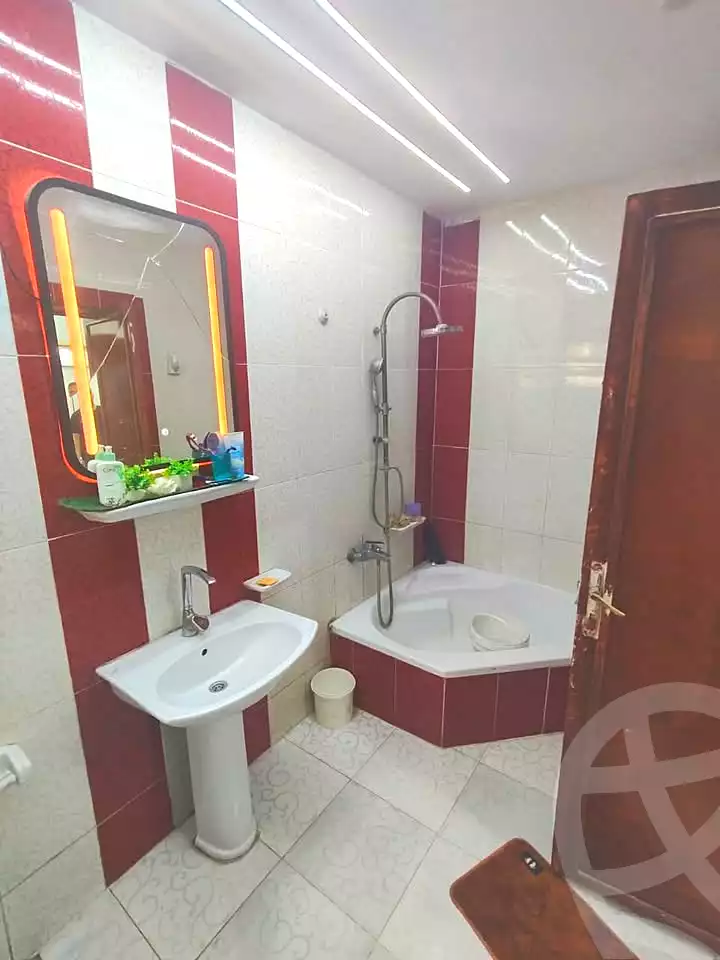 https://aqarmap.com.eg/ar/listing/7007512-for-sale-alexandria-al-agamy-lbytsh-belia-st