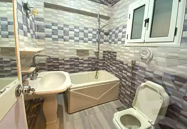 https://aqarmap.com.eg/ar/listing/7007606-for-rent-alexandria-el-asafra-shr-45