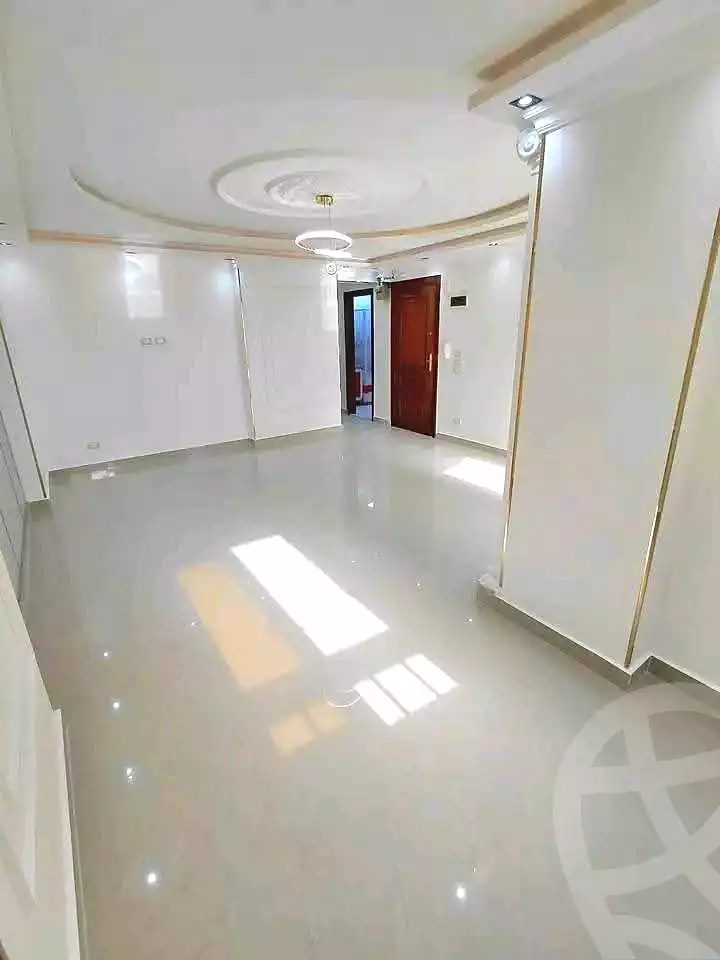 https://aqarmap.com.eg/ar/listing/7007868-for-sale-alexandria-sydy-bshr-sydy-bshr-bhry-street-15