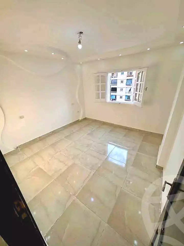 https://aqarmap.com.eg/ar/listing/7007908-for-sale-alexandria-sydy-bshr-sydy-bshr-bhry-gamal-abd-el-nasir-st