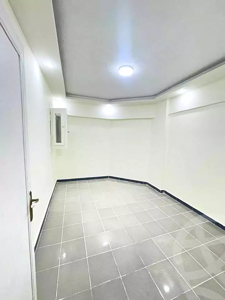 https://aqarmap.com.eg/en/listing/7008255-for-sale-alexandria-al-agamy