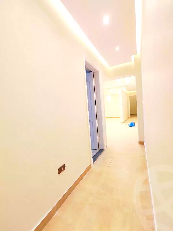 https://aqarmap.com.eg/en/listing/7008284-for-sale-alexandria-sydy-bshr-sydy-bshr-bhry-shr-khld-bn-lwlyd