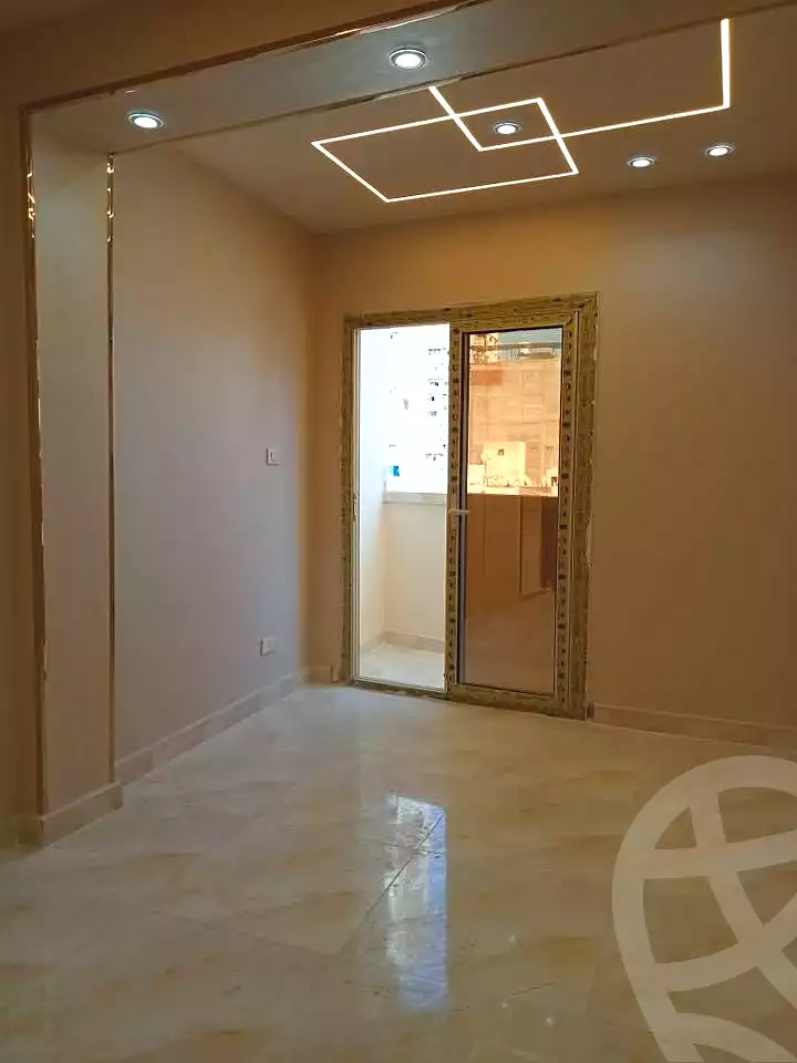 https://aqarmap.com.eg/ar/listing/7008286-for-sale-alexandria-sydy-bshr-sydy-bshr-bhry-gamal-abd-el-nasir-st