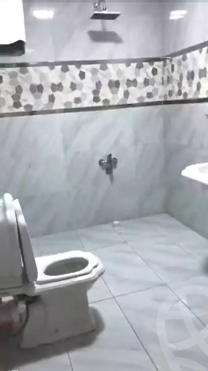 https://aqarmap.com.eg/ar/listing/7008285-for-sale-cairo-ain-shams-ahmed-esmat-st
