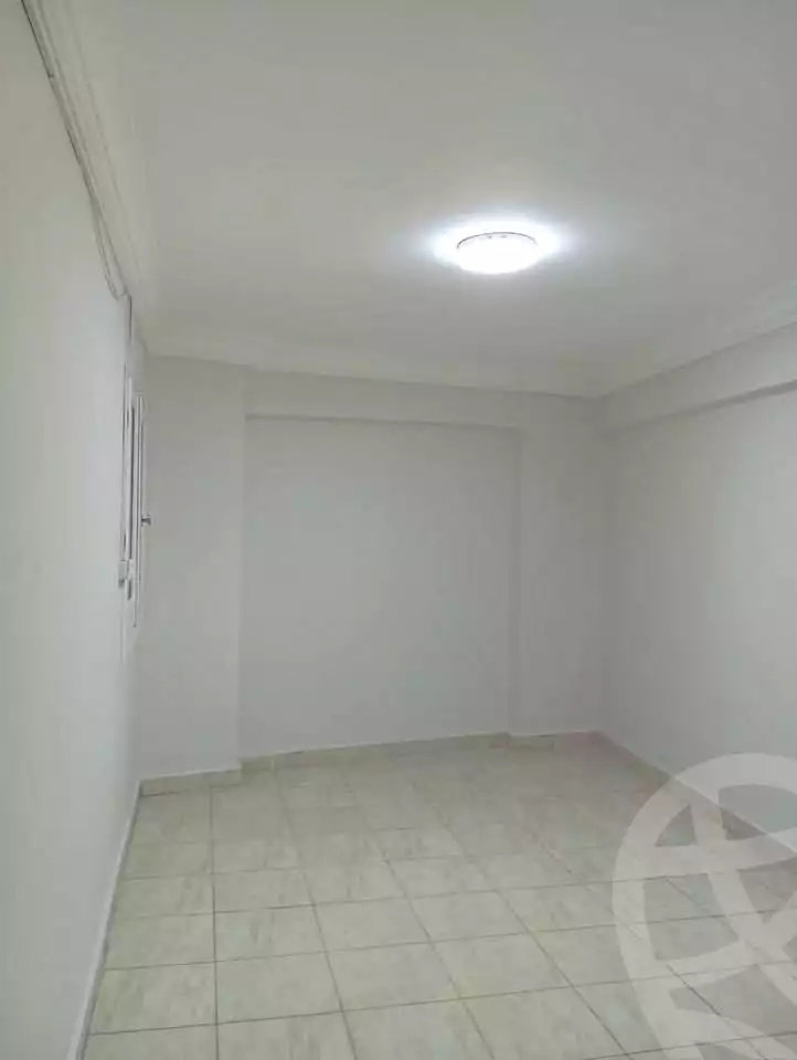 https://aqarmap.com.eg/ar/listing/7008330-for-rent-alexandria-sydy-bshr-sydy-bshr-bhry-shr-khld-bn-lwlyd