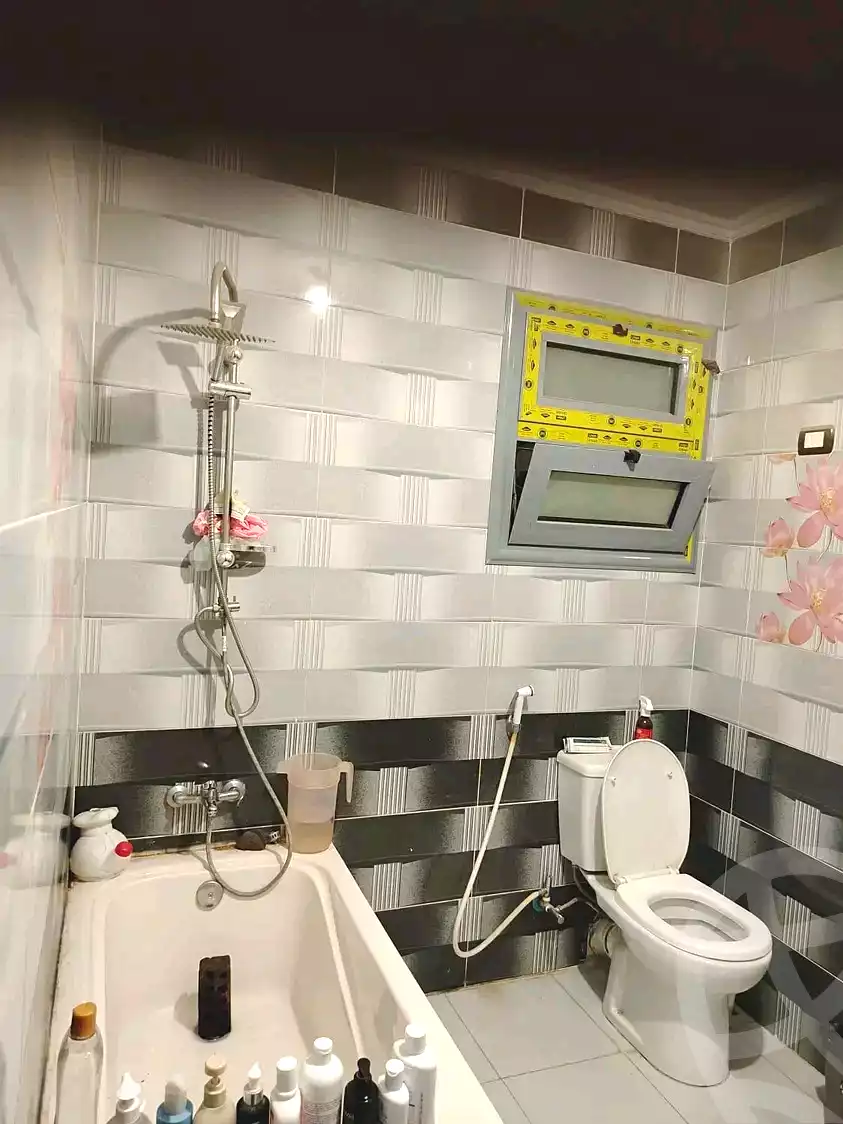 https://aqarmap.com.eg/ar/listing/7008358-for-sale-cairo-ain-shams-ain-shams-el-sharkia