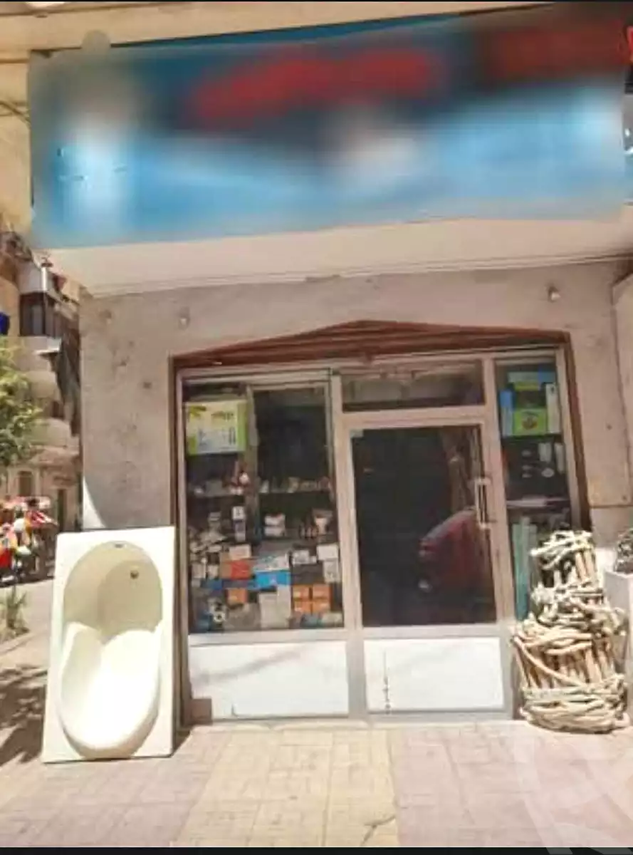 https://aqarmap.com.eg/en/listing/7008373-for-sale-alexandria-zezenia-ibrahim-el-attar-st