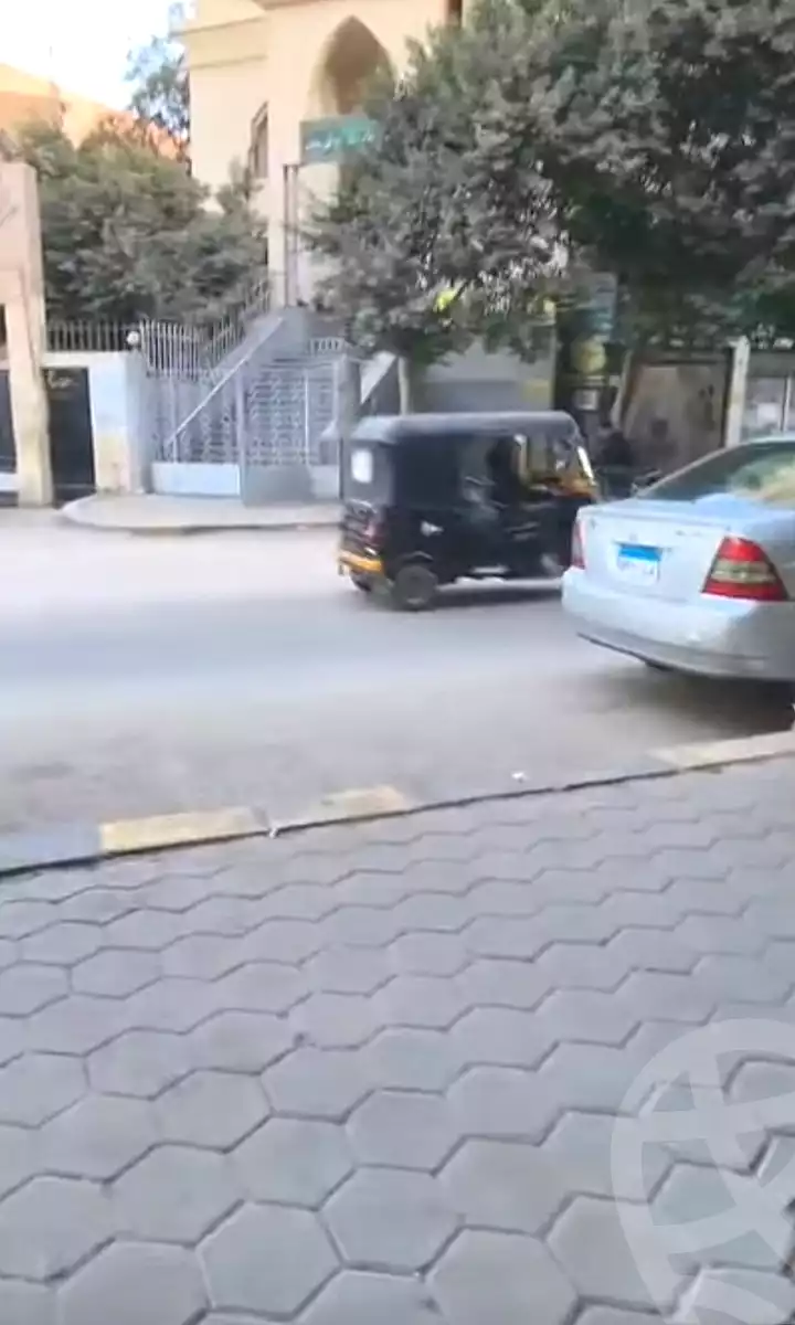 https://aqarmap.com.eg/ar/listing/7008683-for-sale-cairo-el-haram-shareaa-khatem-el-morsalen