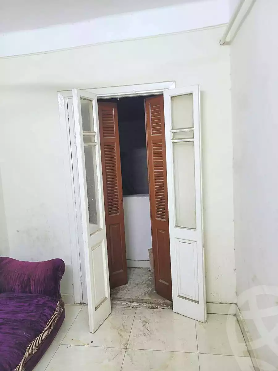 https://aqarmap.com.eg/ar/listing/7008702-for-sale-cairo-shoubra-jzyr-bdrn-ibn-al-rashid-st