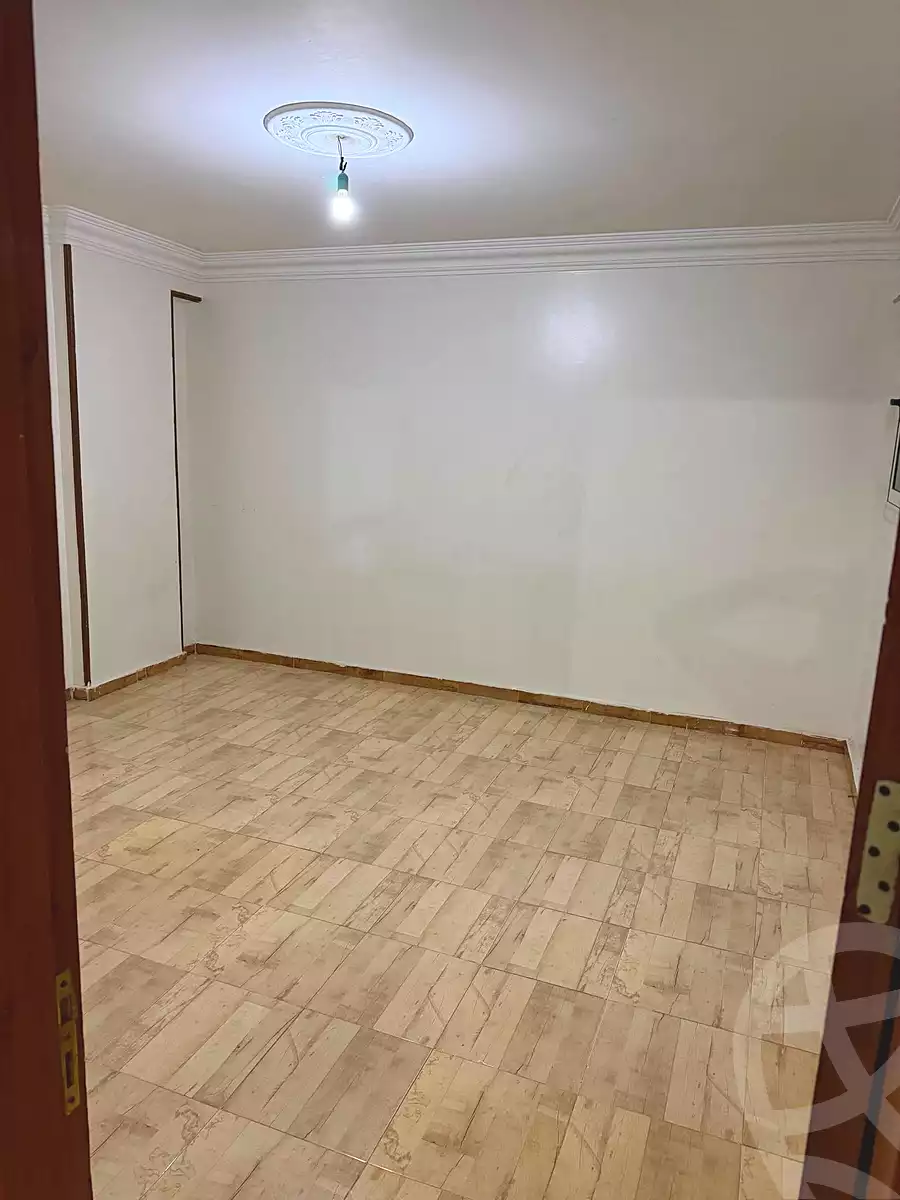 https://aqarmap.com.eg/ar/listing/7008720-for-rent-cairo-el-haram-shareaa-khatem-el-morsalen