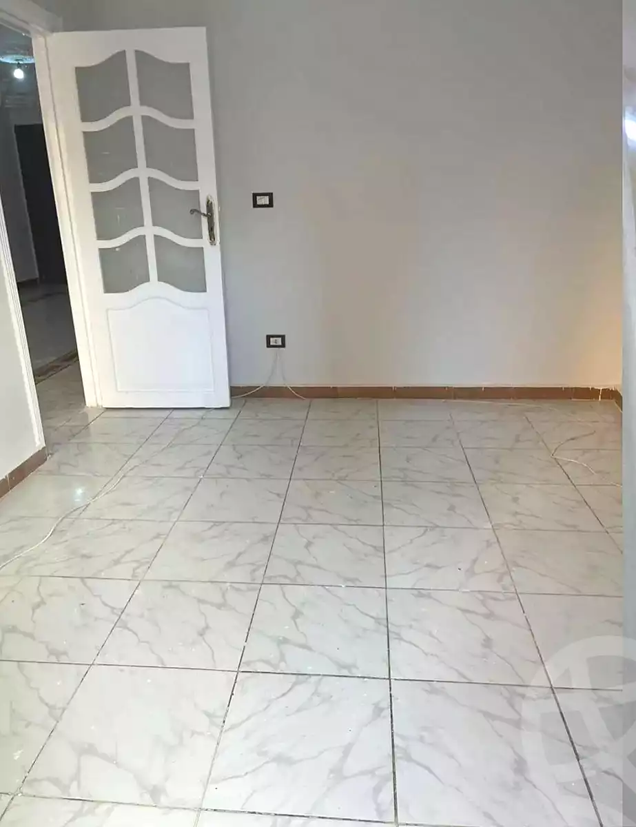 https://aqarmap.com.eg/ar/listing/7008748-for-sale-alexandria-el-asafra-l-sfr-bhry