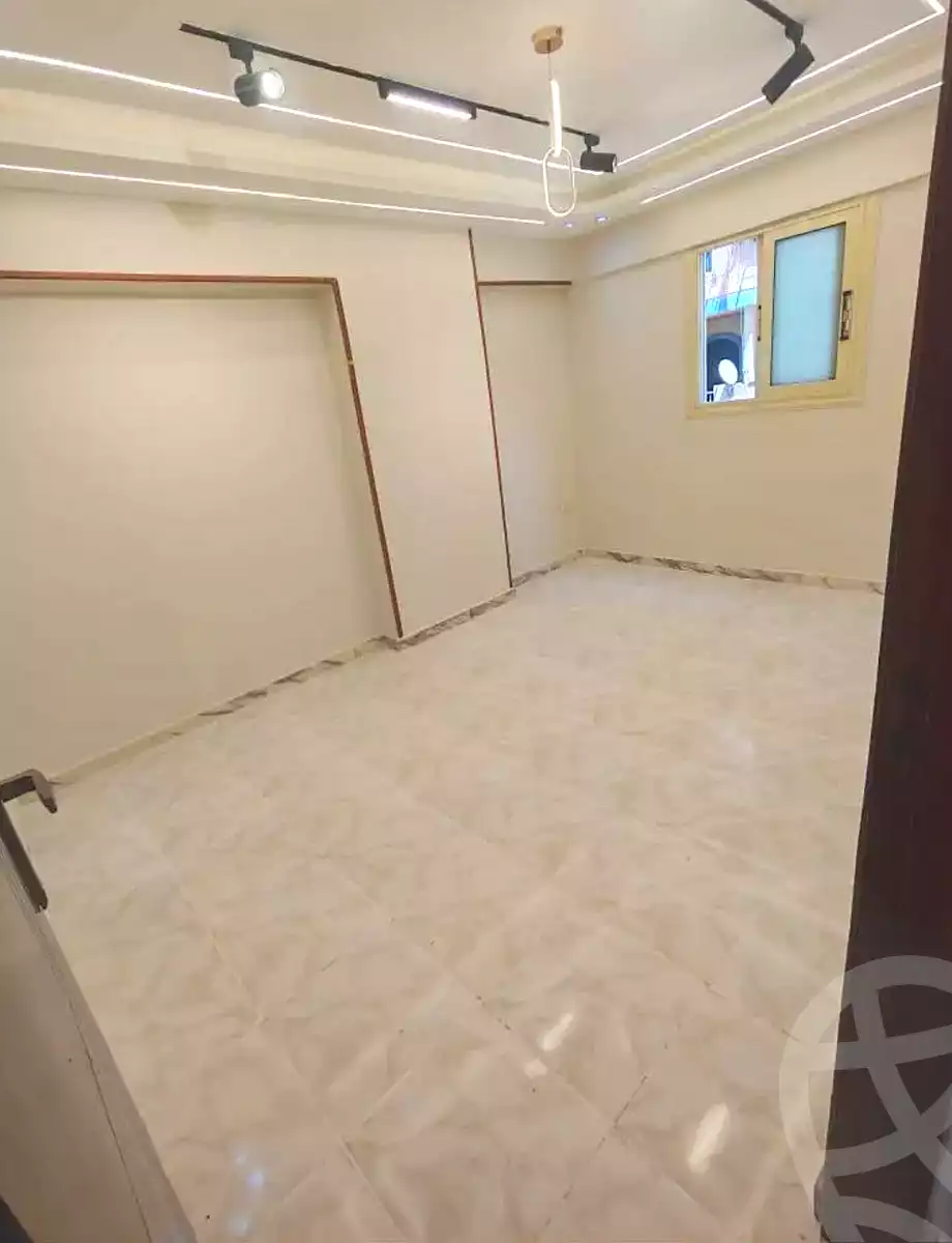 https://aqarmap.com.eg/ar/listing/7008853-for-sale-alexandria-al-agamy-el-hanouvel-kasr-al-quiri-st-1