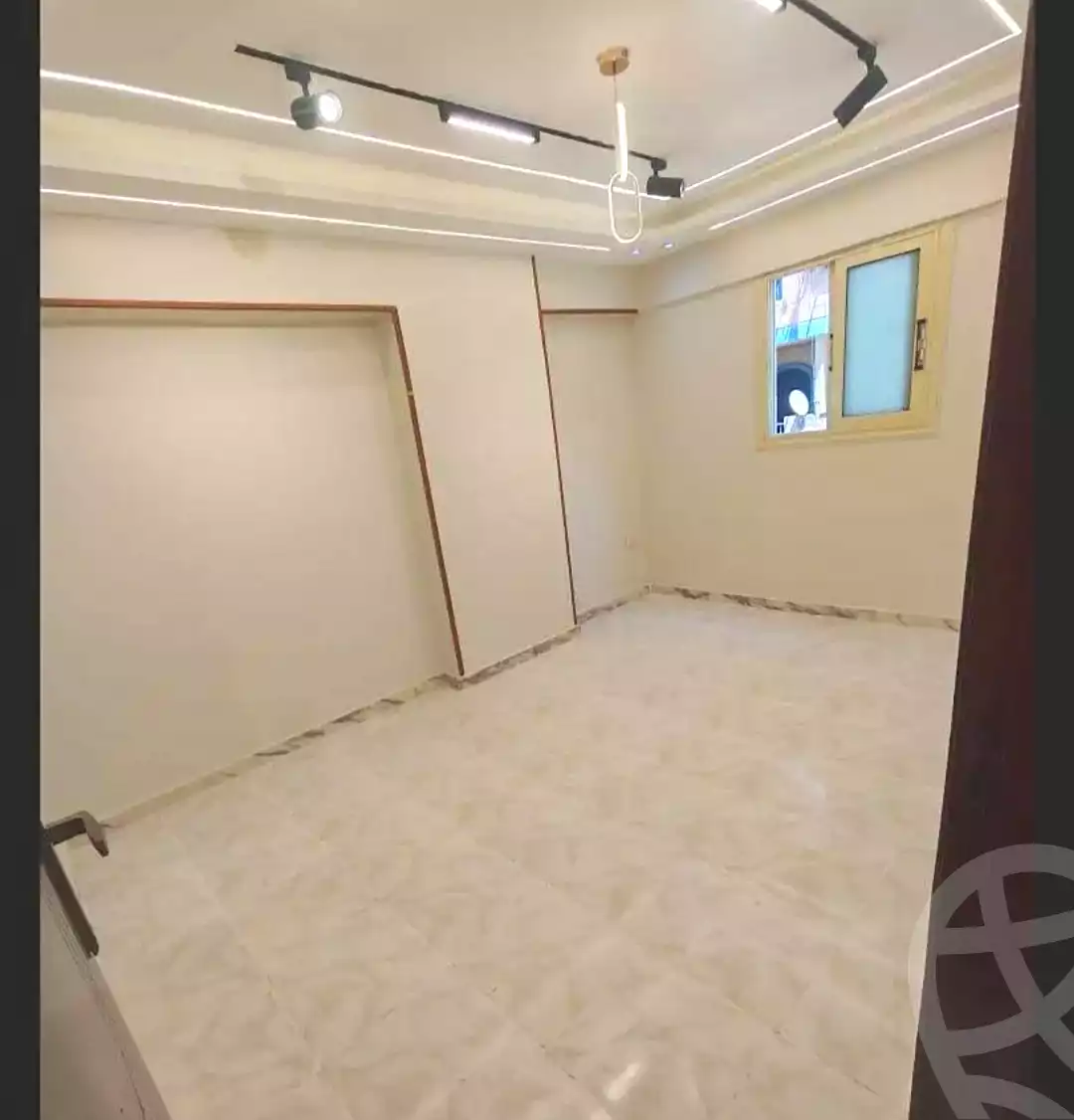 https://aqarmap.com.eg/ar/listing/7008938-for-sale-alexandria-al-agamy-el-hanouvel-kasr-al-quiri-st-1