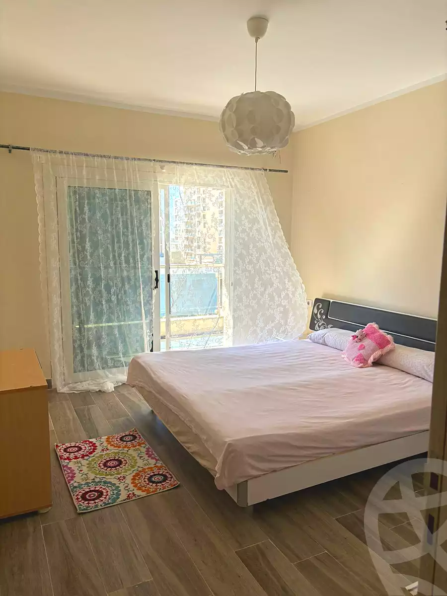 https://aqarmap.com.eg/ar/listing/7009024-for-sale-north-coast-new-alamein-mntj-t-l-lmyn-ljdyd-kmbwnd-mzryn