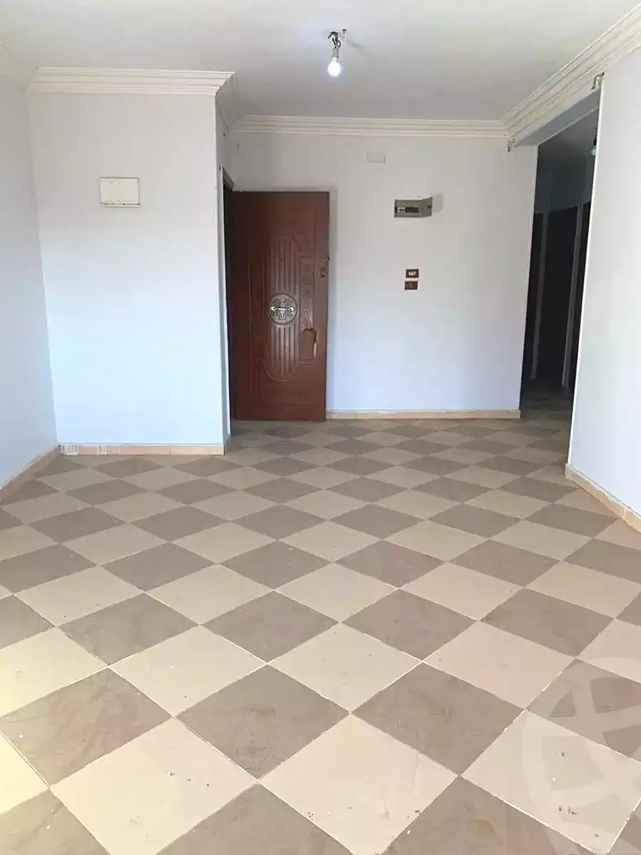 https://aqarmap.com.eg/ar/listing/7009806-for-rent-cairo-faisal-el-tawabeq-el-shaheed-ahmed-hamdy-st